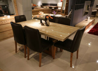 Stół w stylu prowansalskim - ozdoba twojej kuchni lub jadalni
