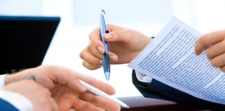 Czy umowa musi być na papierze?