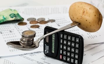Co jest powodem inflacji w Polsce?